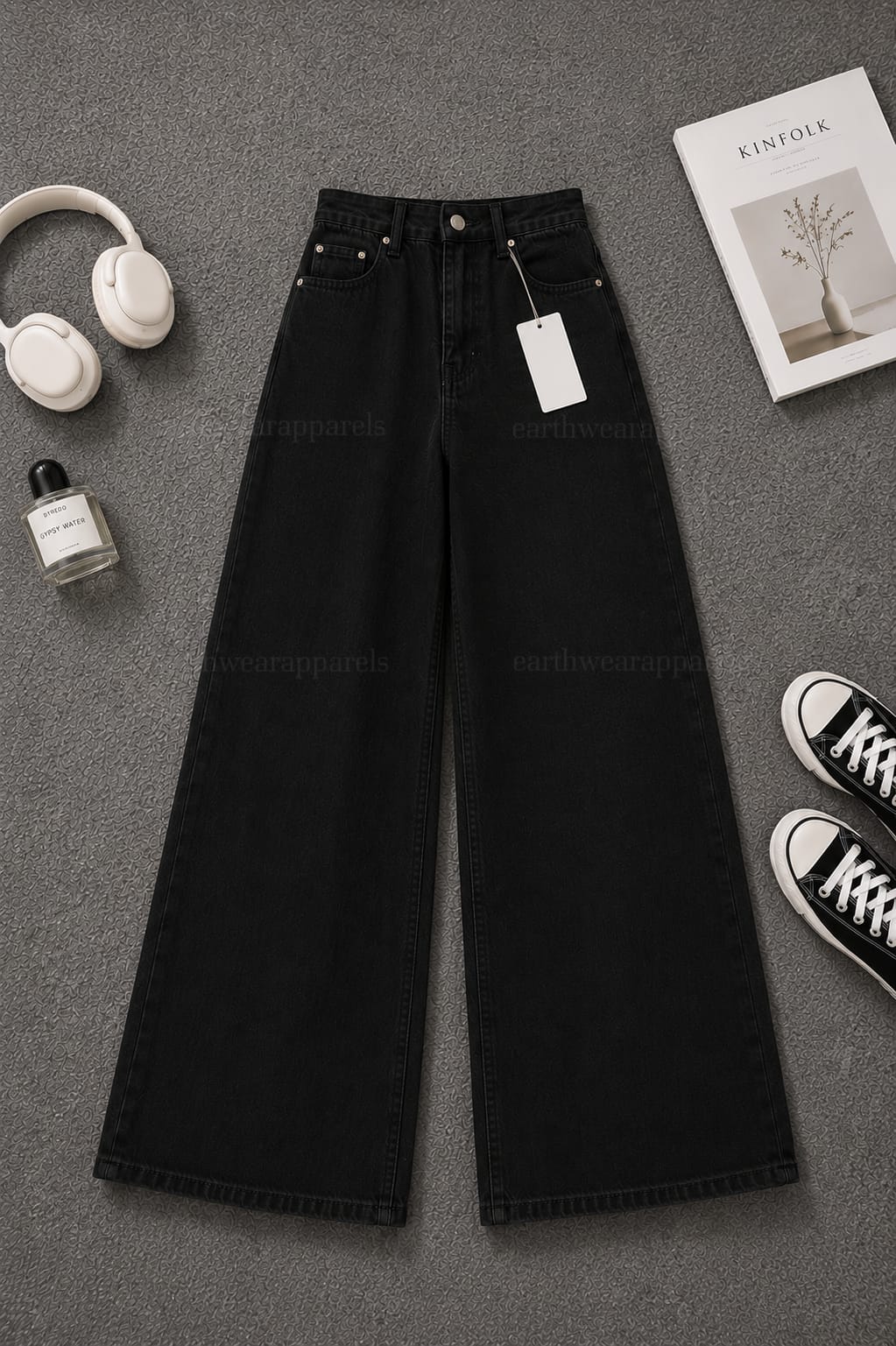 High Waisted Wide-Leg Jeans
